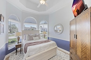 獨棟房屋, 多張床 (Alluring waterfront home with W expos) | 4 間臥室