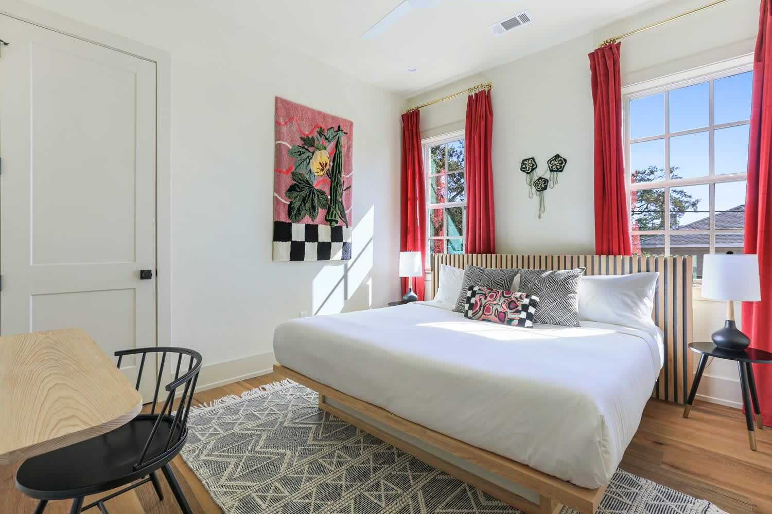 5 bedrooms, desk, iron/ironing board, travel cot