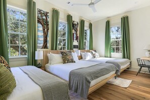 5 habitaciones, escritorio y tabla de planchar con plancha 