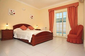 3 Schlafzimmer, Bügeleisen/Bügelbrett, WLAN, Bettwäsche