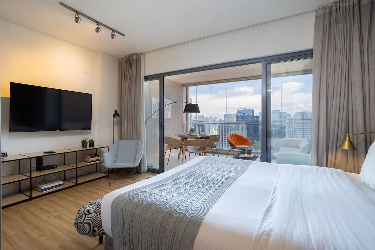 Estúdio | 1 quarto, Wi-Fi de cortesia, roupa de cama