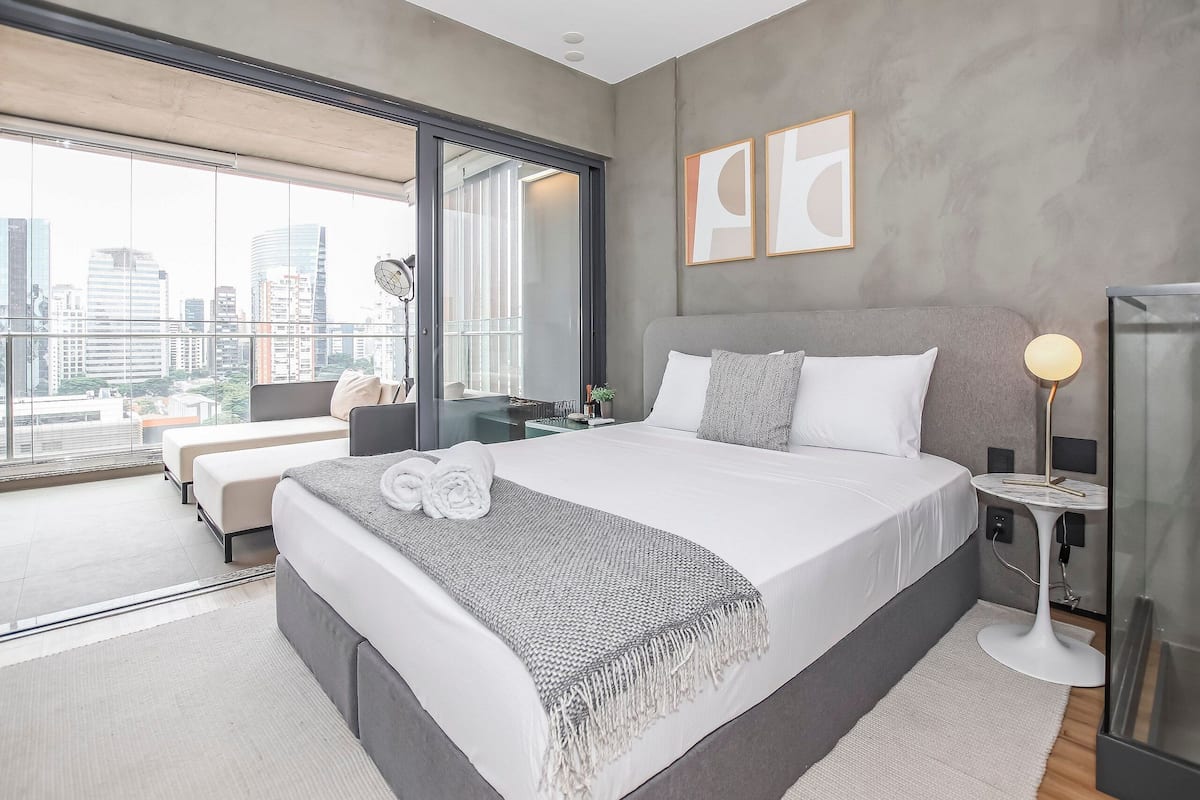 Quarto casal superior | 1 quarto, Wi-Fi de cortesia, roupa de cama