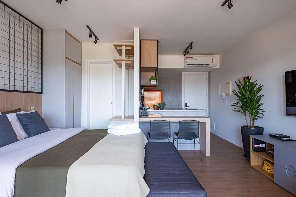 Apartment | Free WiFi, bed sheets