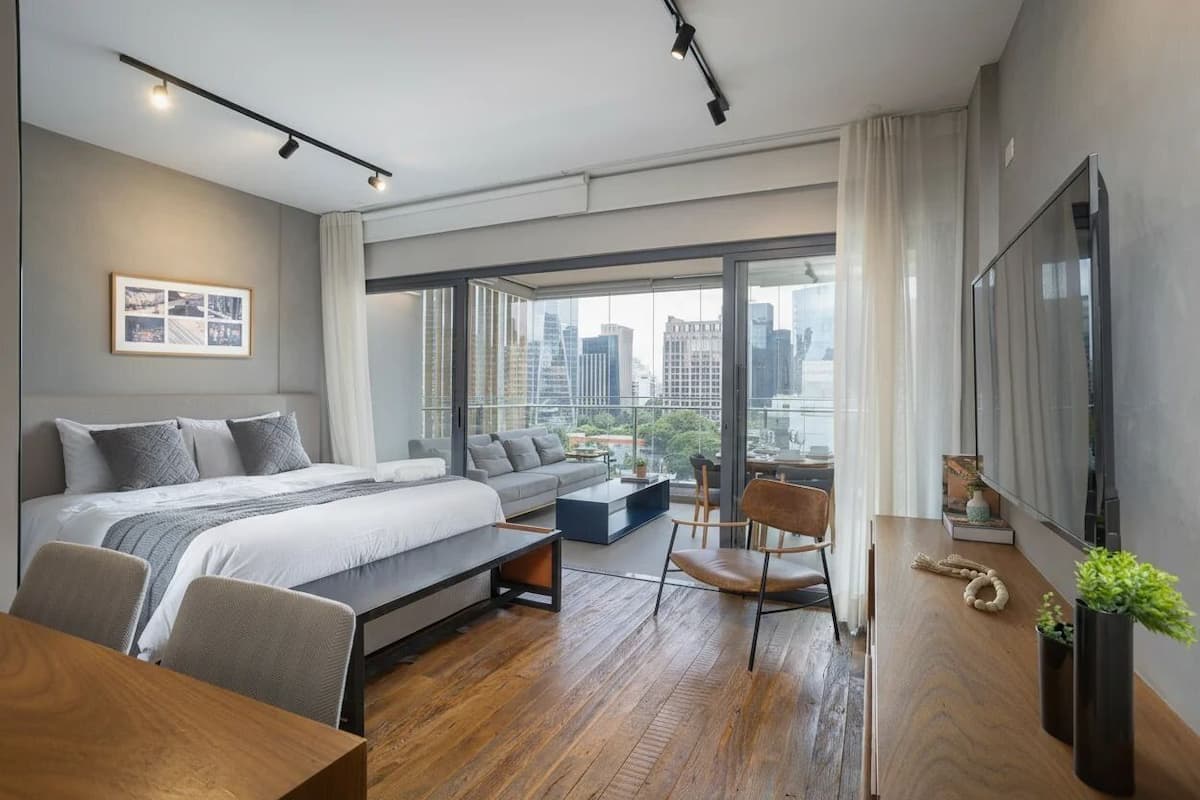 Apartamento | Wi-Fi de cortesia, roupa de cama