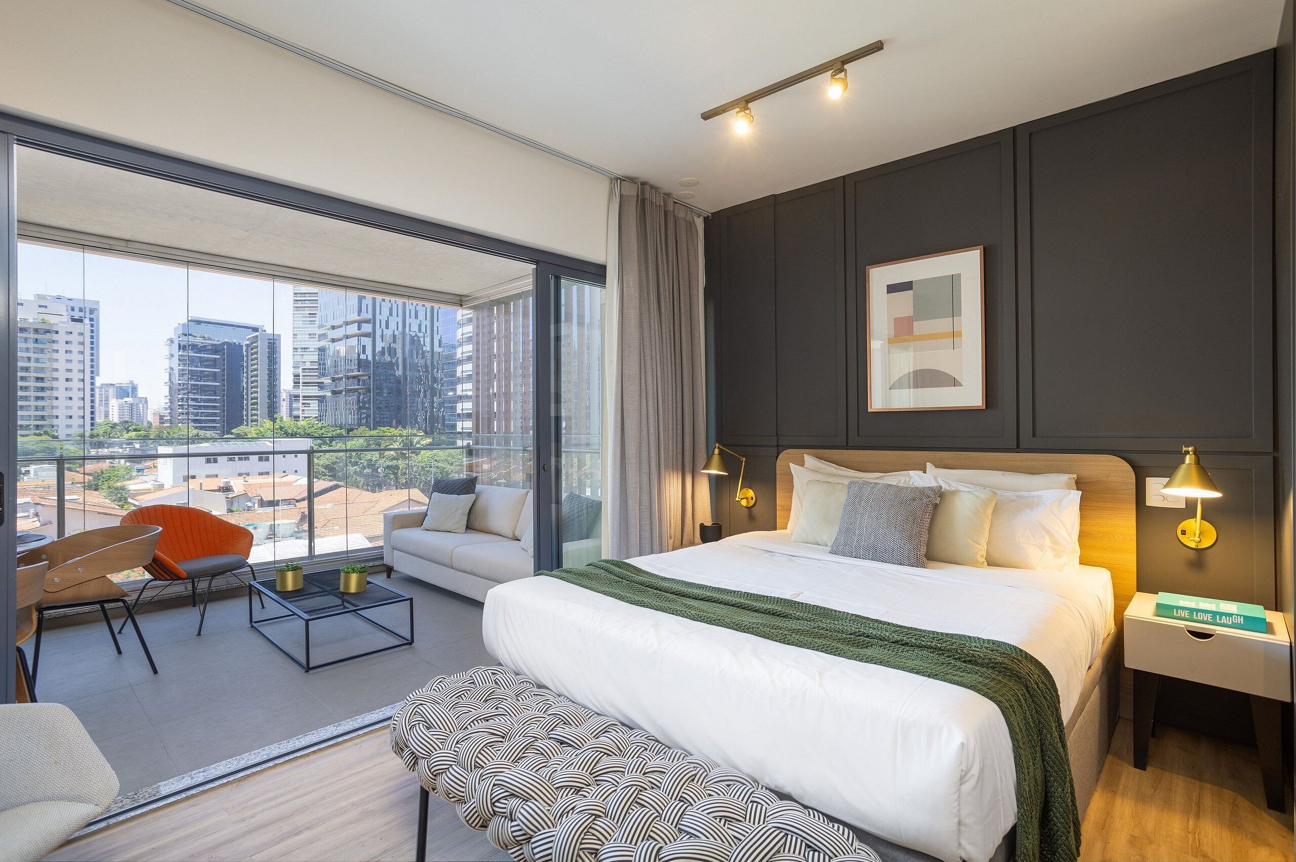 Wifi gratis y ropa de cama