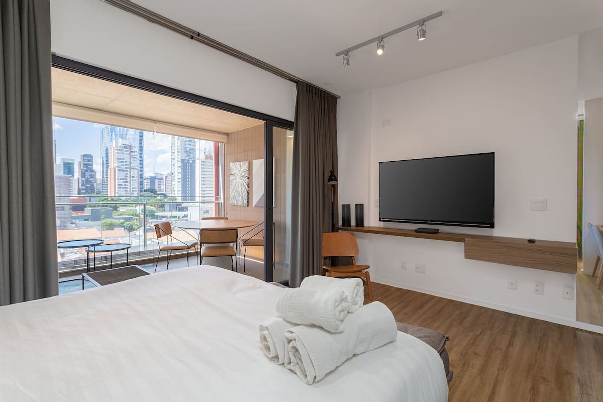 1 bedroom, free WiFi, bed sheets