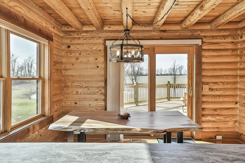 Arcade | Fishing Pond | Cabin on Farm | Slps 12+