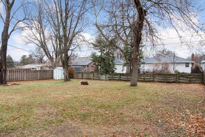 Property grounds - NEW Updated + Modern Home in a Central Location (Minneapolis)