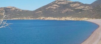 Appart climatisé, piscine chauffée, wifi, 2 chambres, 7 min plage, 1 min rivière