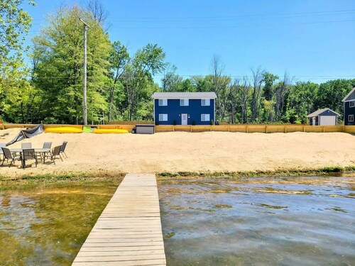 Newly Built Waterfront home w/amazing views!
