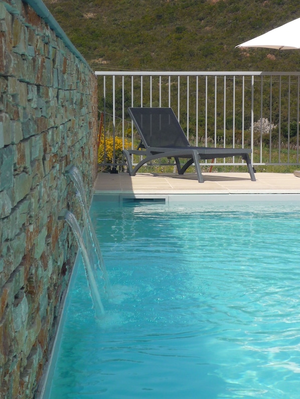 Piscine extérieure, piscine chauffée