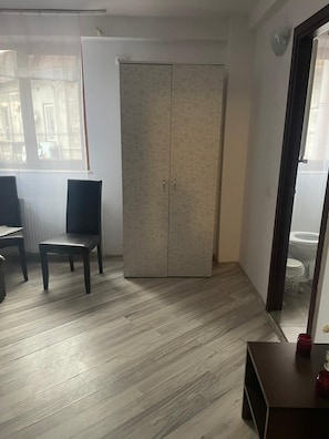 Comfort Room, 1 Double Bed | Premium bedding, free WiFi, bed sheets - Occidental Wise Transit Hotel (Bucharest)