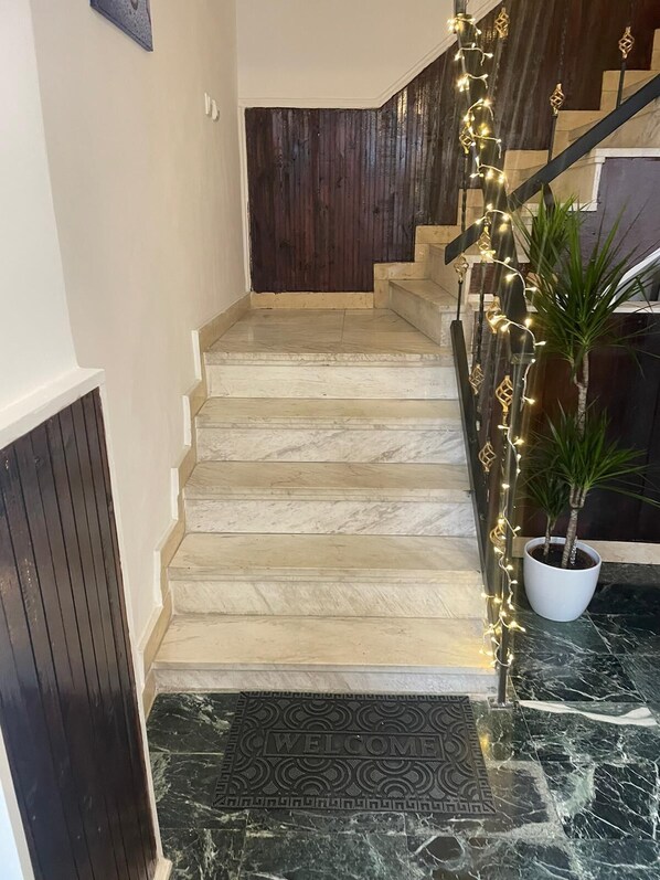 Premium bedding, free WiFi, bed sheets - Occidental Wise Transit Hotel (Bucharest)