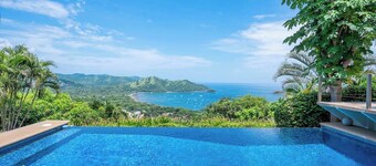 Casa de la Buena Vista, a true Bird of Paradise perched high atop the peninsula between the Bays of Hermosa and Coco.