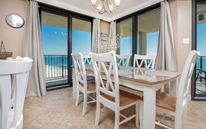 Dining - 3 Bedroom Gulf Front -  Phoenix III 3109 (Orange Beach)