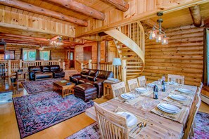 Dining - Breathtaking Cabin & Views (Conway)