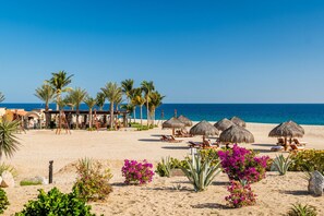 Beach nearby - Casa del Mar Dorado 202 1BR Condo Beachfront (San Jose del Cabo)