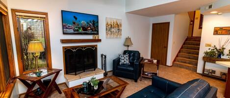 Smart TV, fireplace, DVD player, ping pong