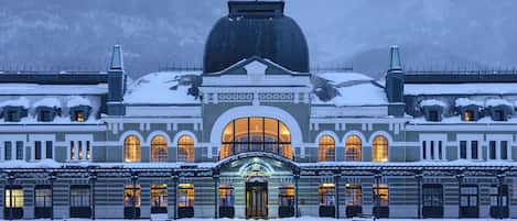 Fachada de la propiedad