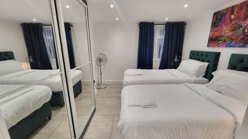 4 bedrooms, WiFi, bed sheets