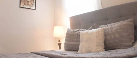 2 bedrooms, desk, iron/ironing board, travel crib