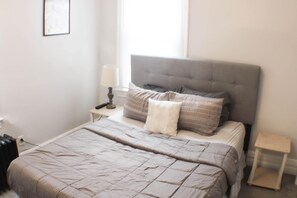 2 bedrooms, desk, iron/ironing board, travel cot