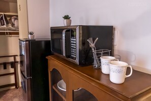 Interior - Welcome to Your Cozy Studio in Mt.Washington! (Pittsburgh)