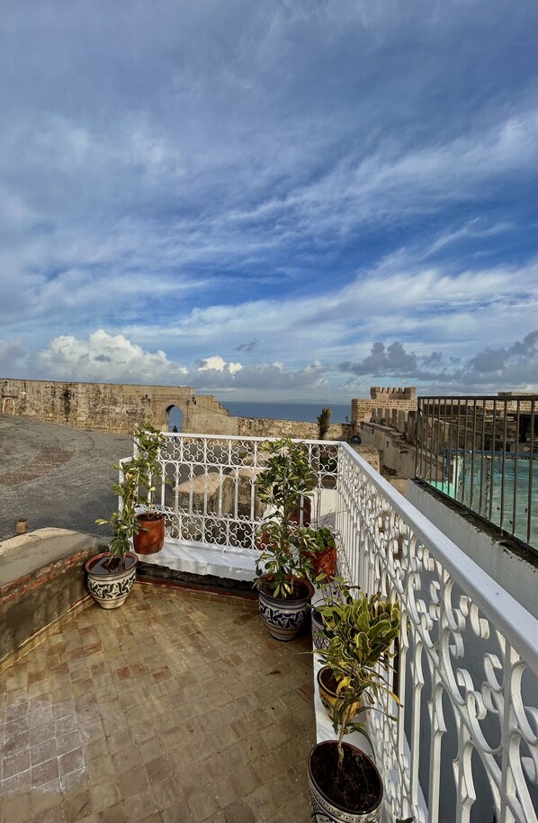 Terrace/patio - DAR BAB HAHA Tiny Moroccan House (Tanger)