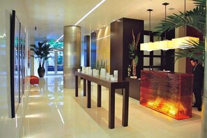 Lobby - Luxury Suite | Rooftop Pool | Steps from the beach (Miami Beach)