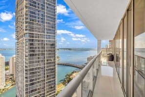 Property grounds - Best Bay view in Brickell 2bdr/2bth (Miami)