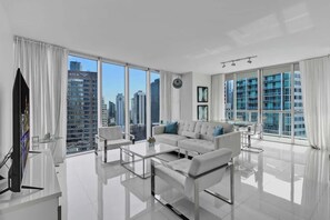 Télévision, espaces bureaux