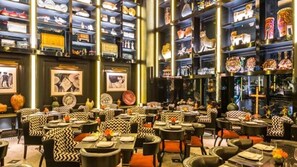 Dining - Icon Brickell Condo with Bay Views (Miami)
