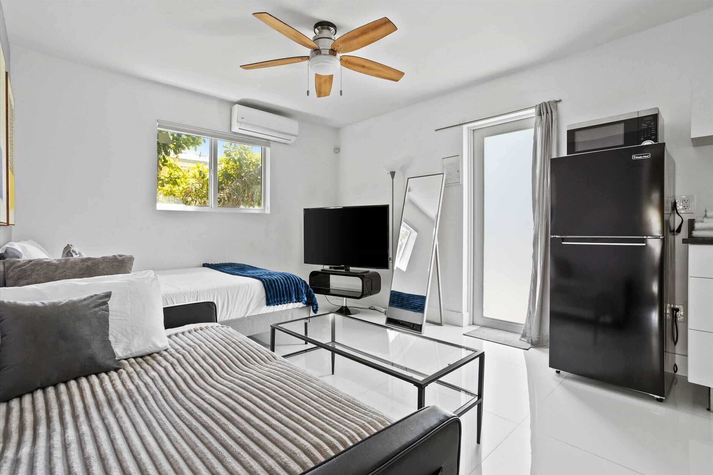 4 chambres, fer et planche à repasser, lit parapluie, Wi-Fi