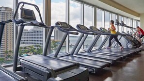 Fitness facility - Icon Brickell W Hotel | Skyline View 1BR Suite (Miami)