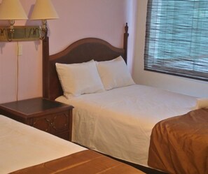Basic-Apartment | 1 Schlafzimmer, individuell eingerichtet, Schreibtisch