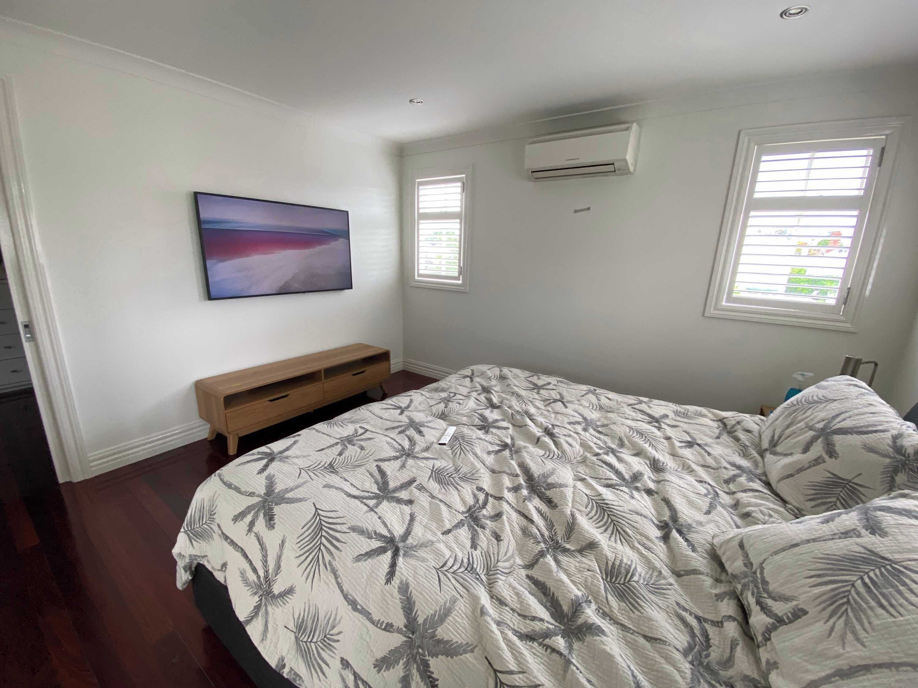 1 bedroom, iron/ironing board, free Internet, bed sheets