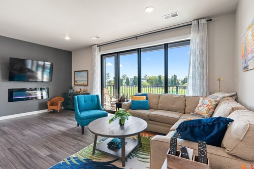 Malibu of the Midwest Condo steps from the Lake