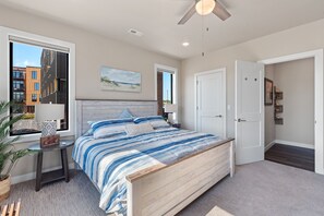 2 bedrooms, iron/ironing board, travel cot, free WiFi