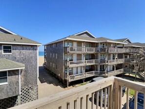 Property grounds - Sea Horse- Oceanside- Only a short Walk to Beach- Community Pool & Spa (Buxton)