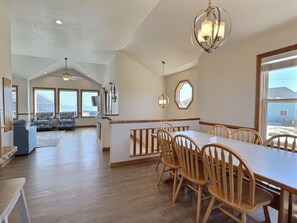 Dining - Sunrise Cottage- Excellent Ocean Views- Steps to Beach- Community Pool (Buxton)