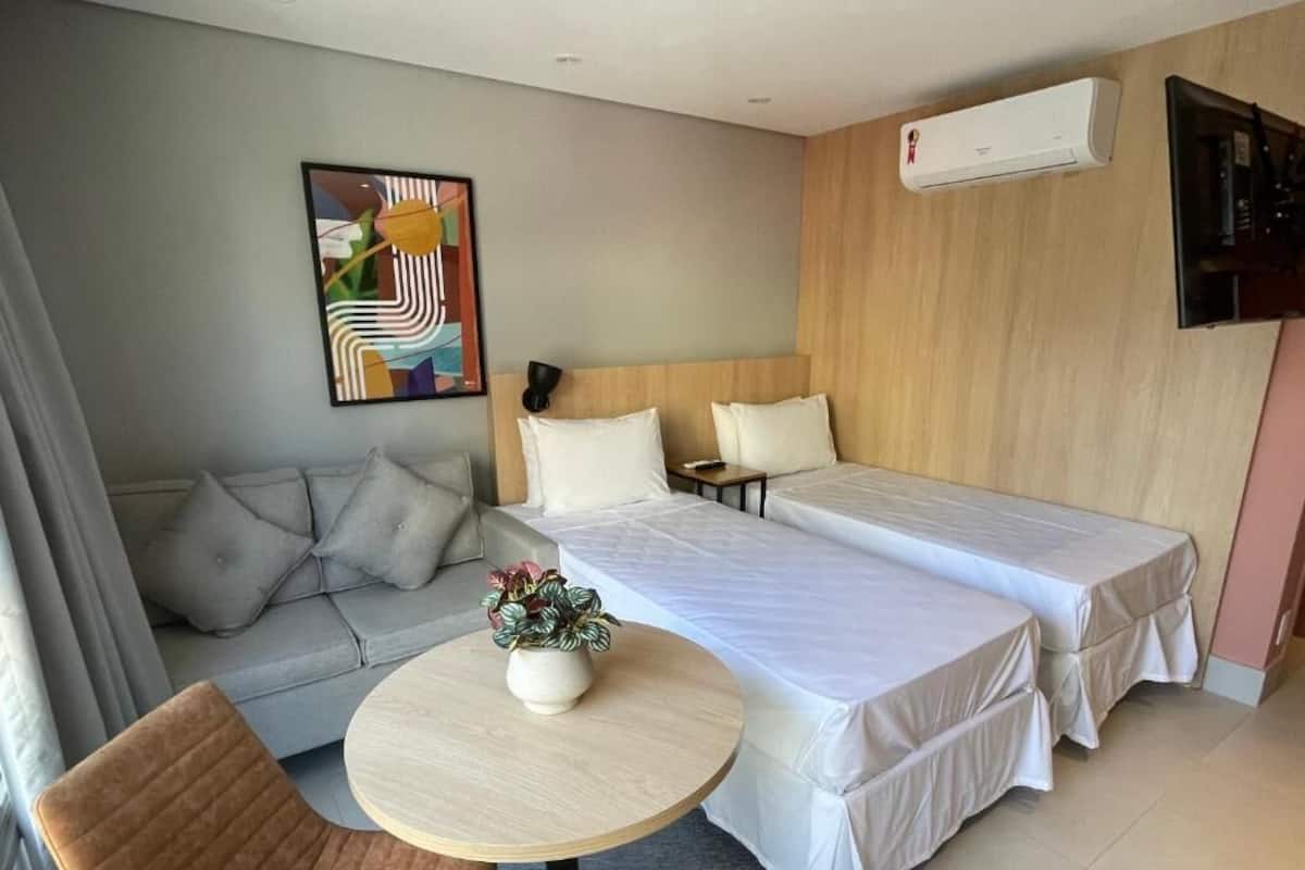 Egyptian cotton sheets, premium bedding, minibar, individually decorated