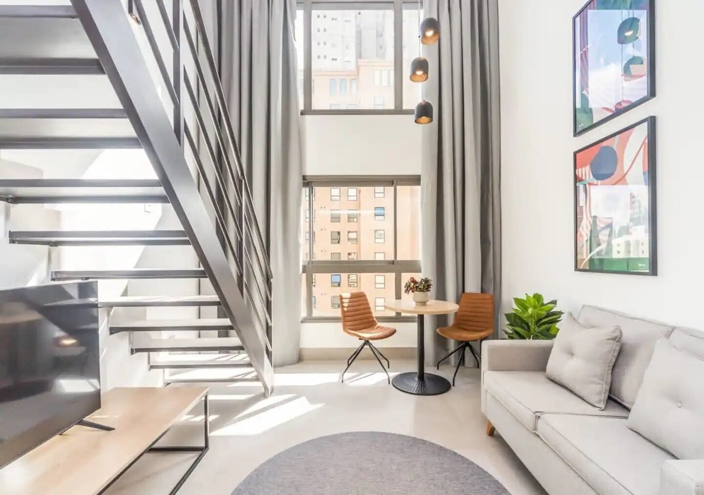 43-inch Smart TV with digital channels, TV