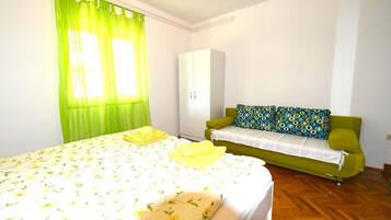 1 chambre, Wi-Fi gratuit, draps fournis