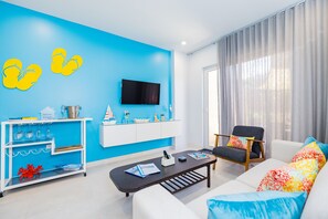 Téléviseur connecté, table de baby-foot, imprimante