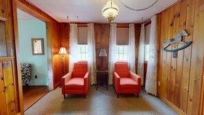 Interior - Family Retreat walk to Pine Creek to fish/canoe/kayak or hike PA Grand Canyon (Gaines)