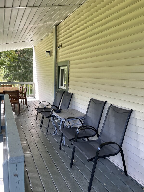 Outdoor dining - Family Retreat walk to Pine Creek to fish/canoe/kayak or hike PA Grand Canyon (Gaines)