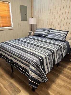 1 bedroom, free WiFi, bed sheets