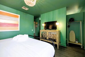 1 chambre, bureau, fer et planche à repasser, Wi-Fi