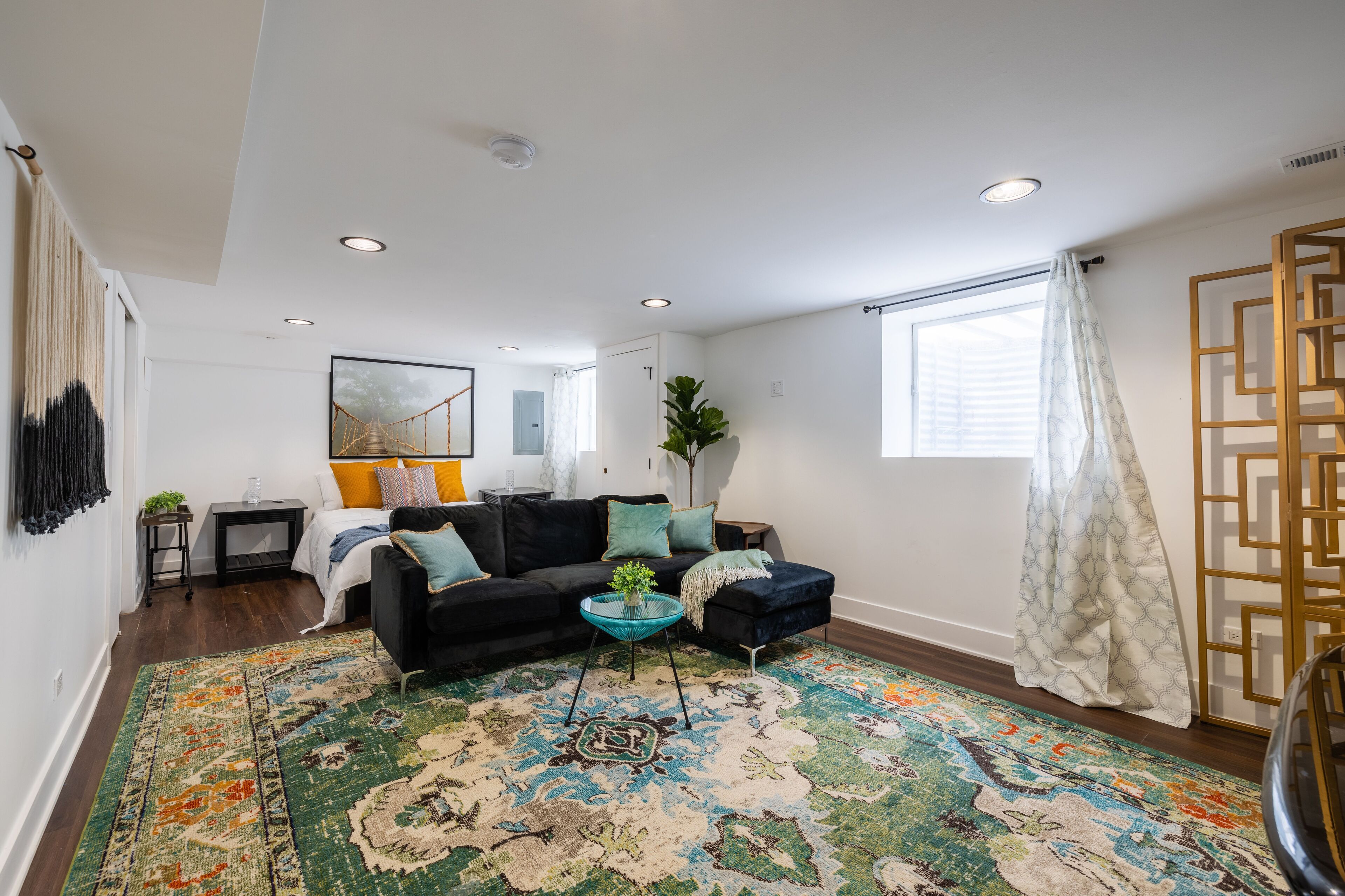 3 camere, una scrivania, ferro/asse da stiro, culla da viaggio