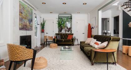 Luxe Haus of Love—Renovated 1938 Cape Cod —Heated FLRS
